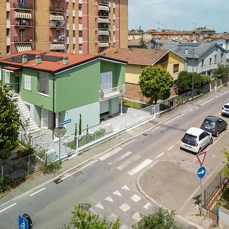 Villaverde Urban Tourist Διαμέρισμα *